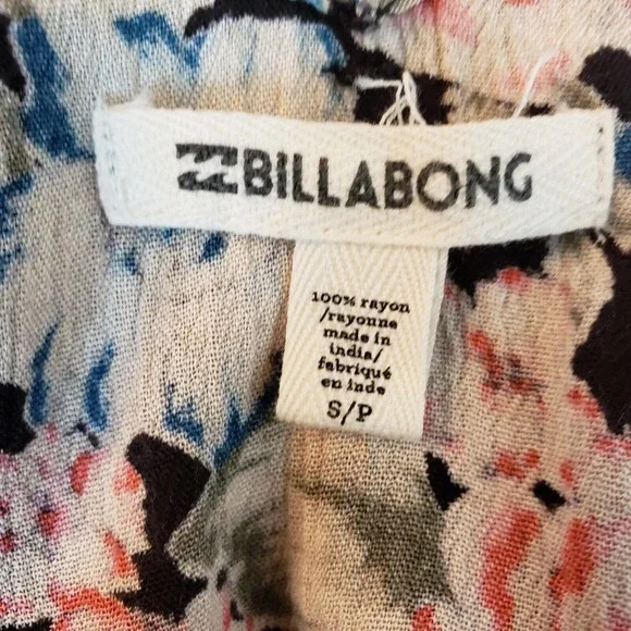 Billabong Women's Get Together V Neck Front Floral Shirt Tie Front Top Small - Picture 7 of 12